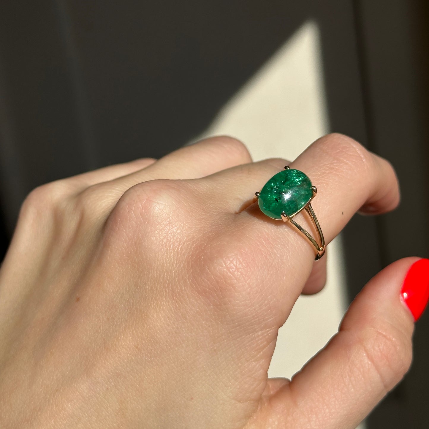 Estate 14KT Yellow Gold 7.37 CT Oval Cabochon Emerald Ring Size 9 - LSJ