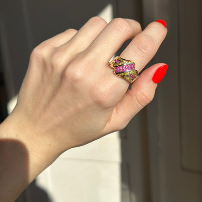 Estate 10KT Yellow Gold Round Ruby + Princess Yellow Sapphire Domed Ring