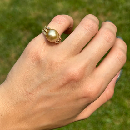 Estate 18KT Yellow Gold Golden Pearl + Diamond Ring