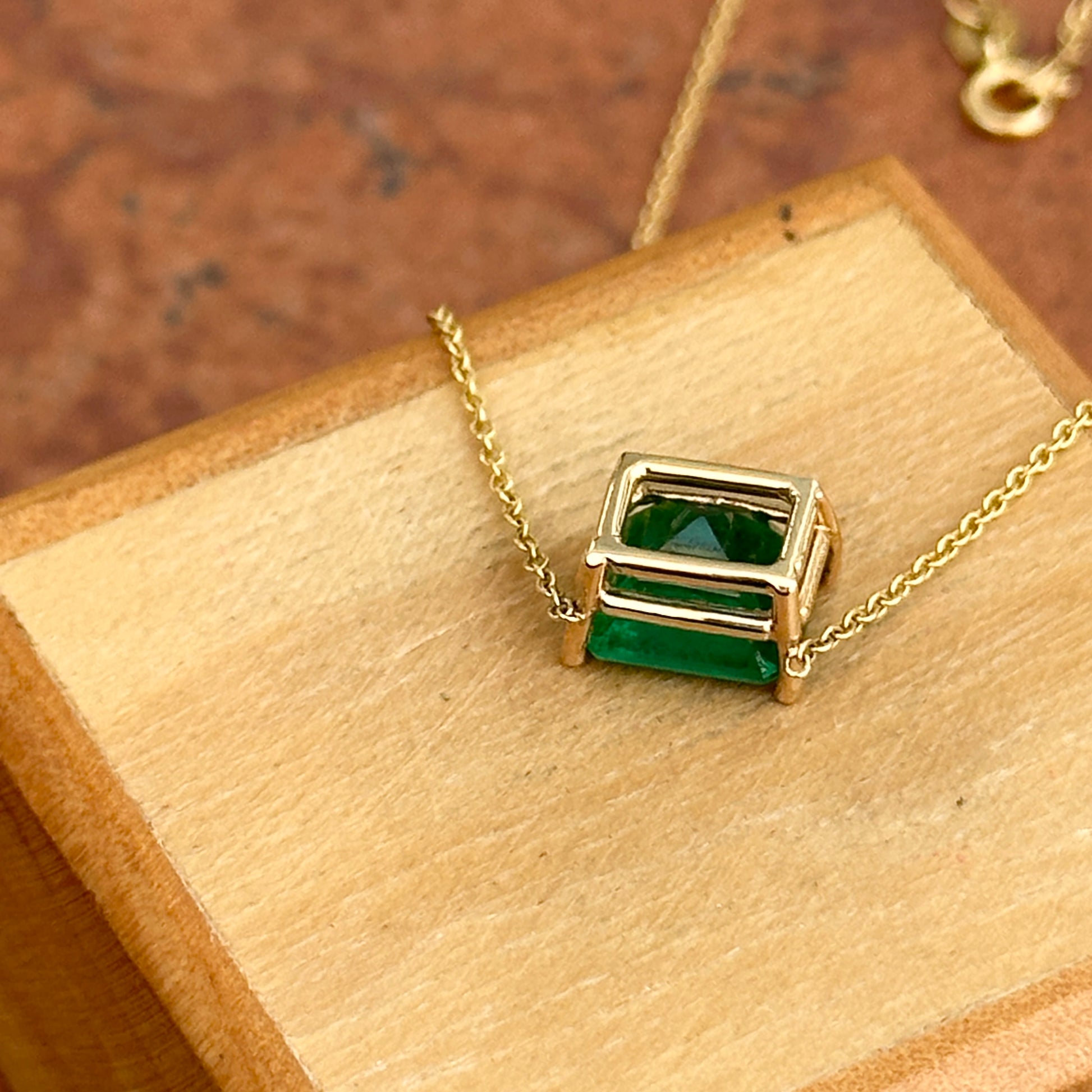 14KT Yellow Gold Solitaire 2.64 CT Emerald Cable Chain Necklace 18'' - LSJ