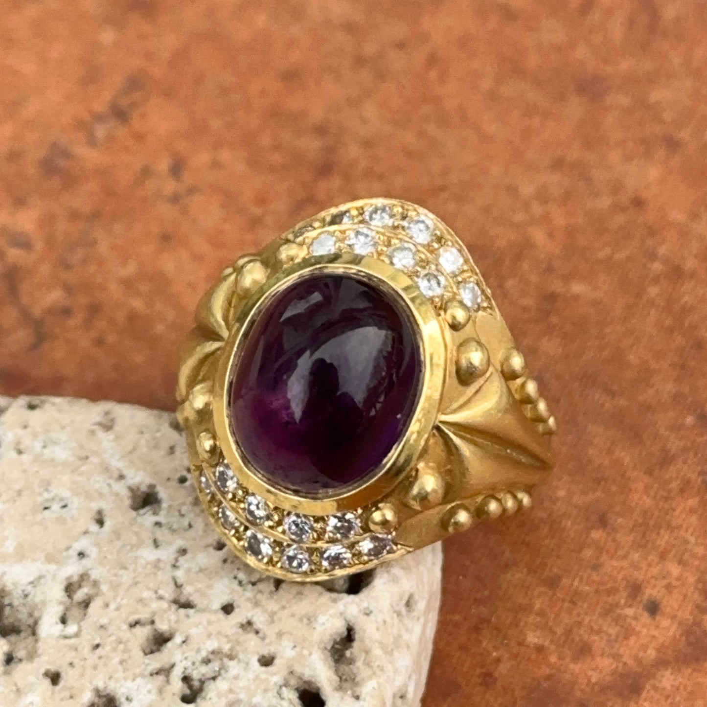 Estate Heavy 18KT Yellow Gold Bezel Cabochon Amethyst Diamond Byzantine Ring