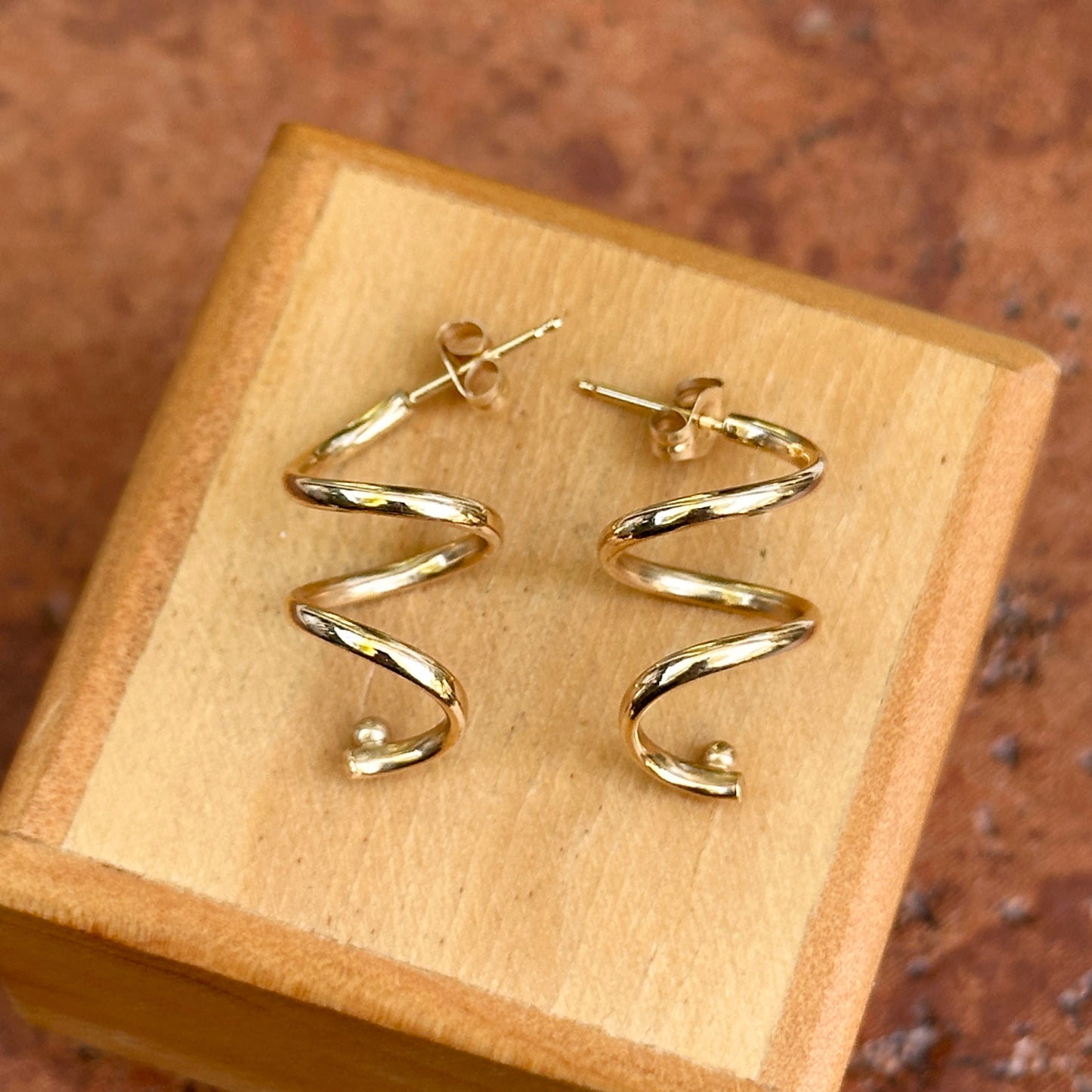 Estate 14KT Yellow Gold Spiral Wire Earrings