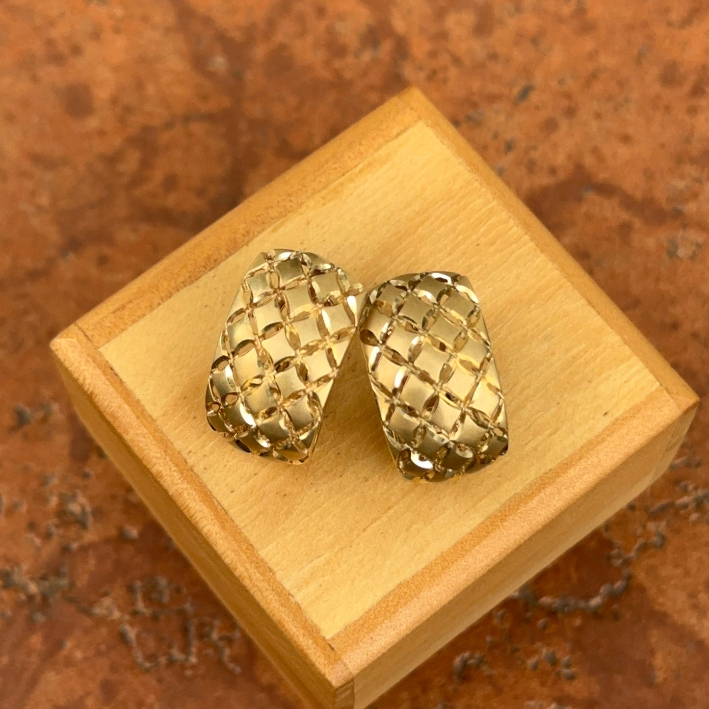 Estate 14KT Yellow Gold Matte Basketweave Omega Back Earrings