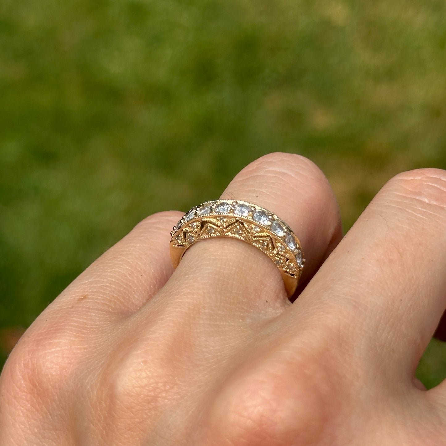 Estate 14KT Yellow Gold .83 CT Diamond Filigree Band Ring