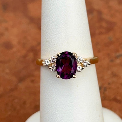 Estate 14KT Yellow Gold Oval-Cut Purple Amethyst + Round Diamond Accent Ring