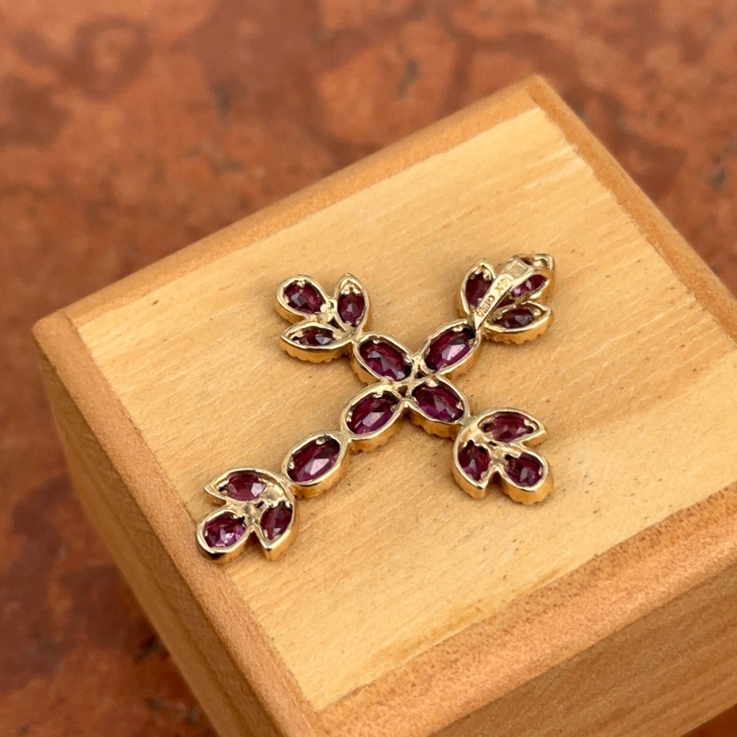 Estate 14KT Yellow Gold Genuine Amethyst Cross Pendant Slide Hidden Bail 36mm