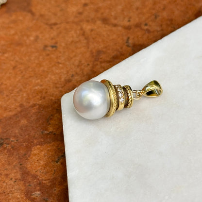 Estate 18KT Yellow Gold Round Tahitian Pearl + Round Diamond Pendant