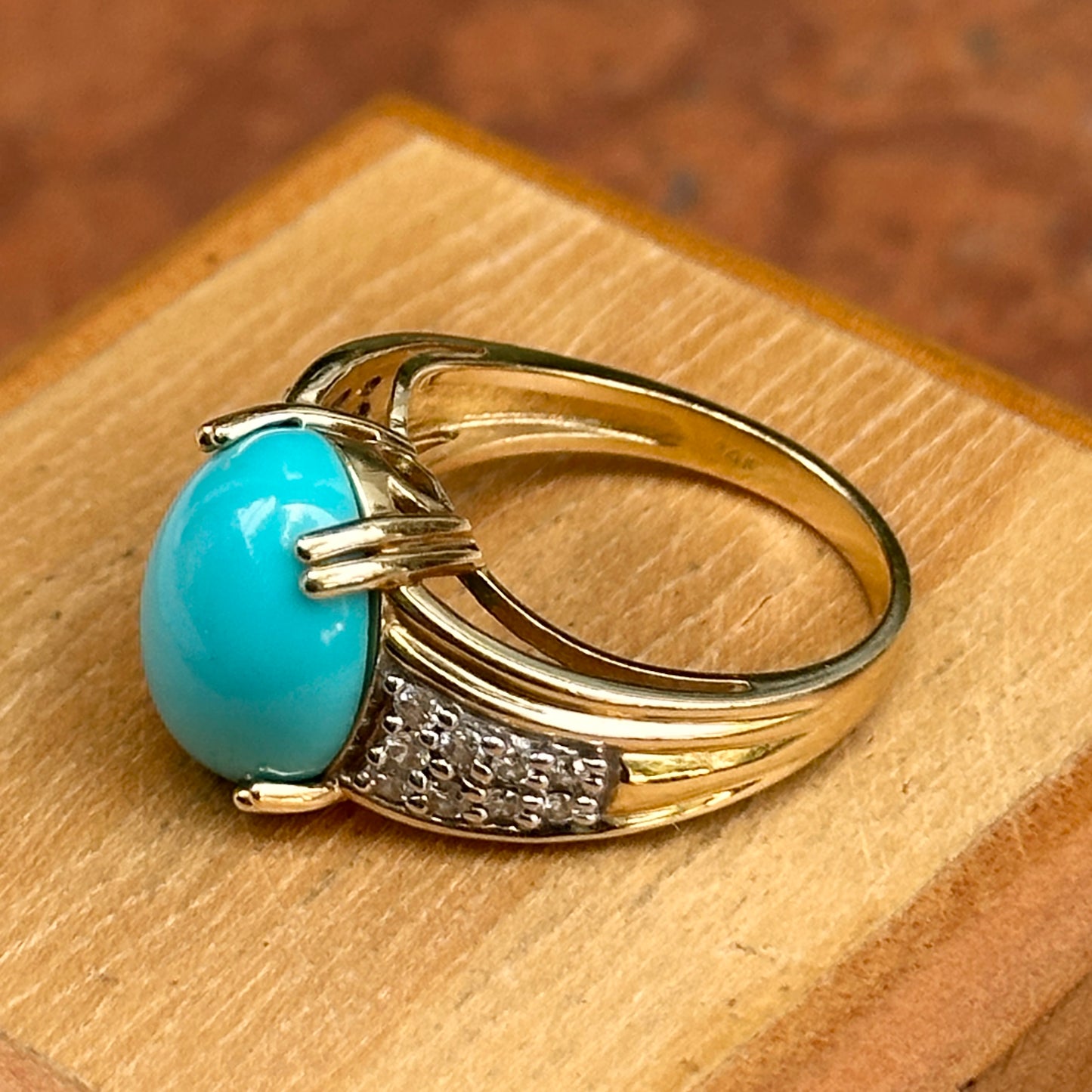 Estate 14KT Yellow Gold Oval Turquoise + Diamond Band Ring