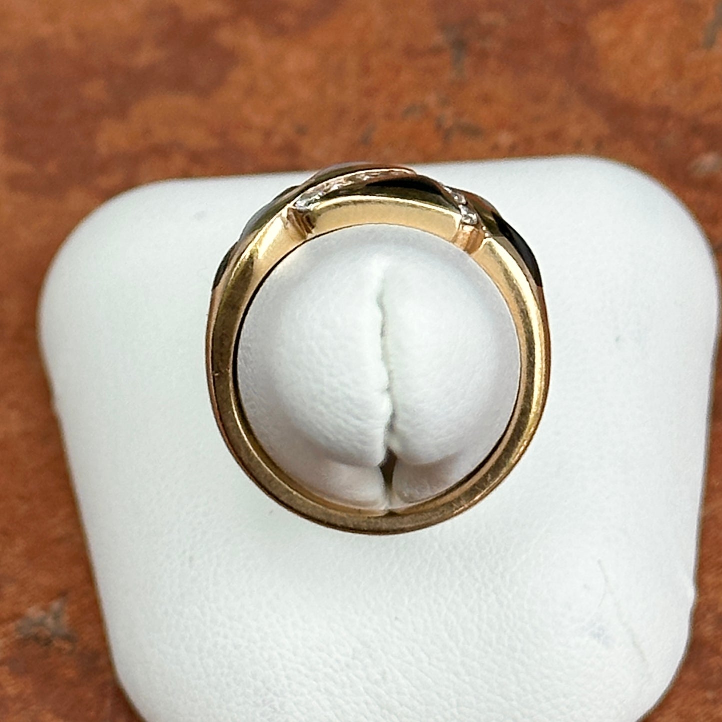 Estate 14KT Yellow Gold Mother of Pearl, Onyx, + Diamaond Ring