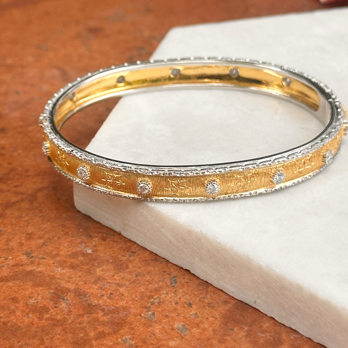 Estate 18KT Yellow Gold Etched Matte Diamond Bangle Bracelet