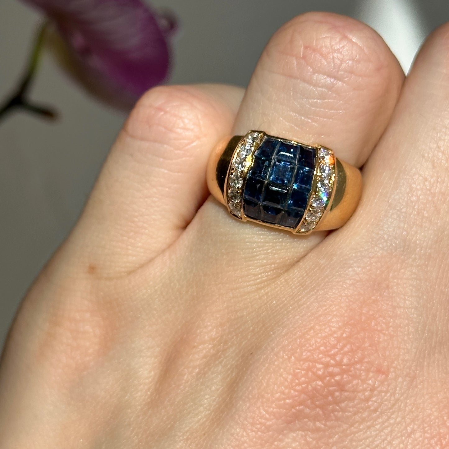 Estate 18KT Yellow Gold Princess-Cut Blue Sapphire + Pave Diamond Band Ring