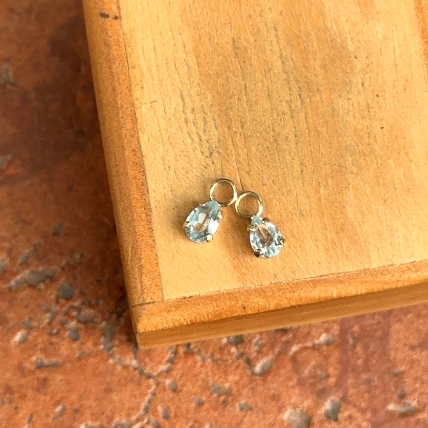 Estate 14KT Yellow Gold Pear Blue Topaz Earring Charms