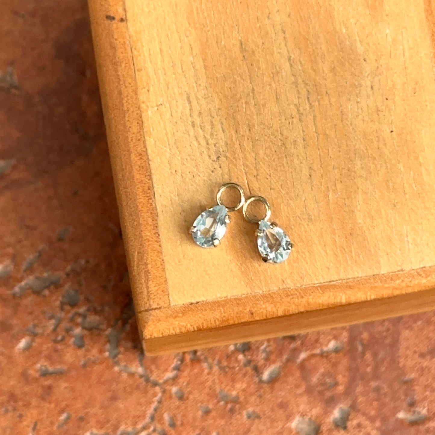 Estate 14KT Yellow Gold Pear Blue Topaz Earring Charms