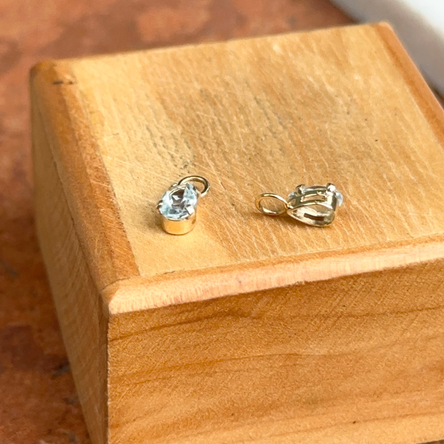 Estate 14KT Yellow Gold Pear Blue Topaz Earring Charms