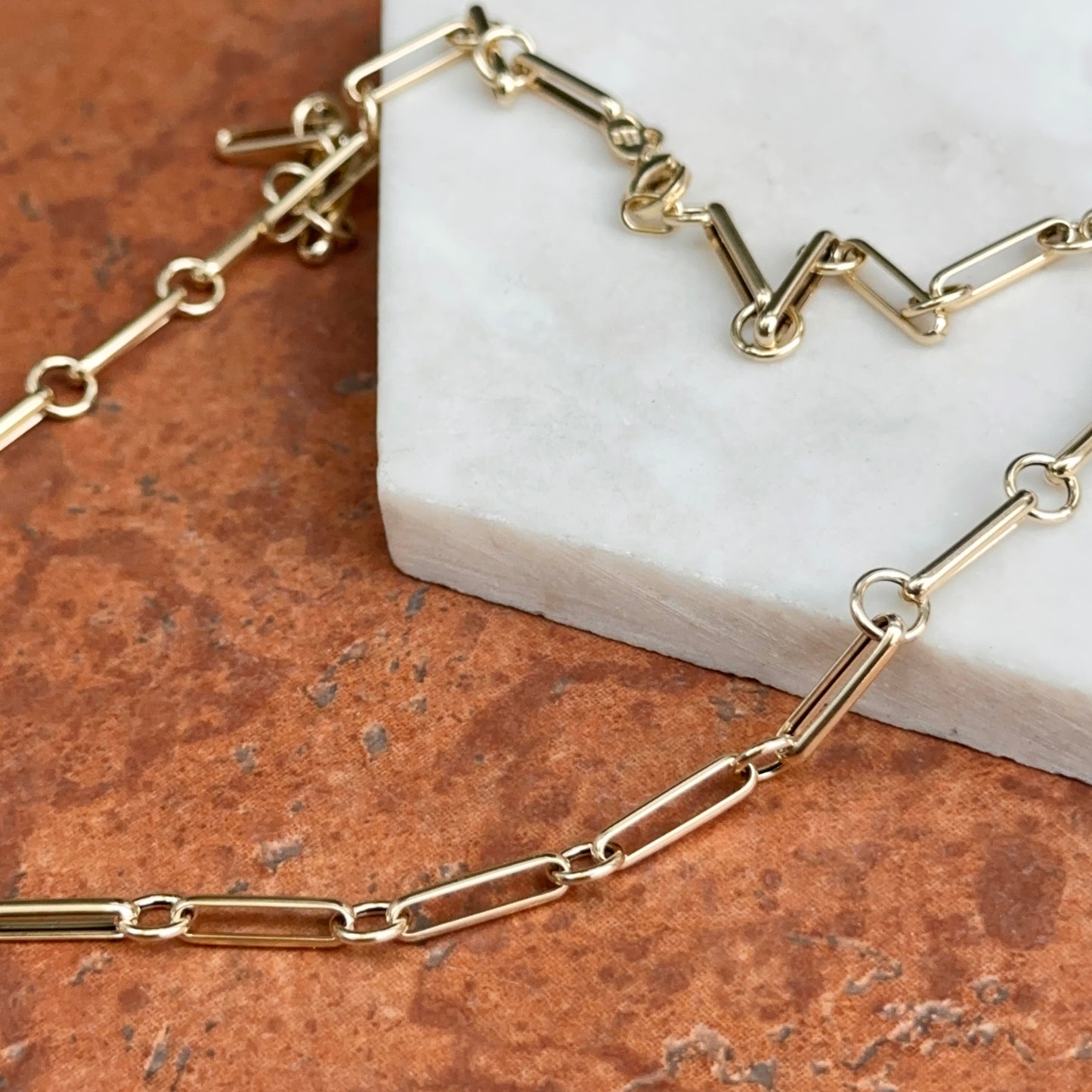 14KT Yellow Gold Oval Bar Link + Station Circle Chain Necklace