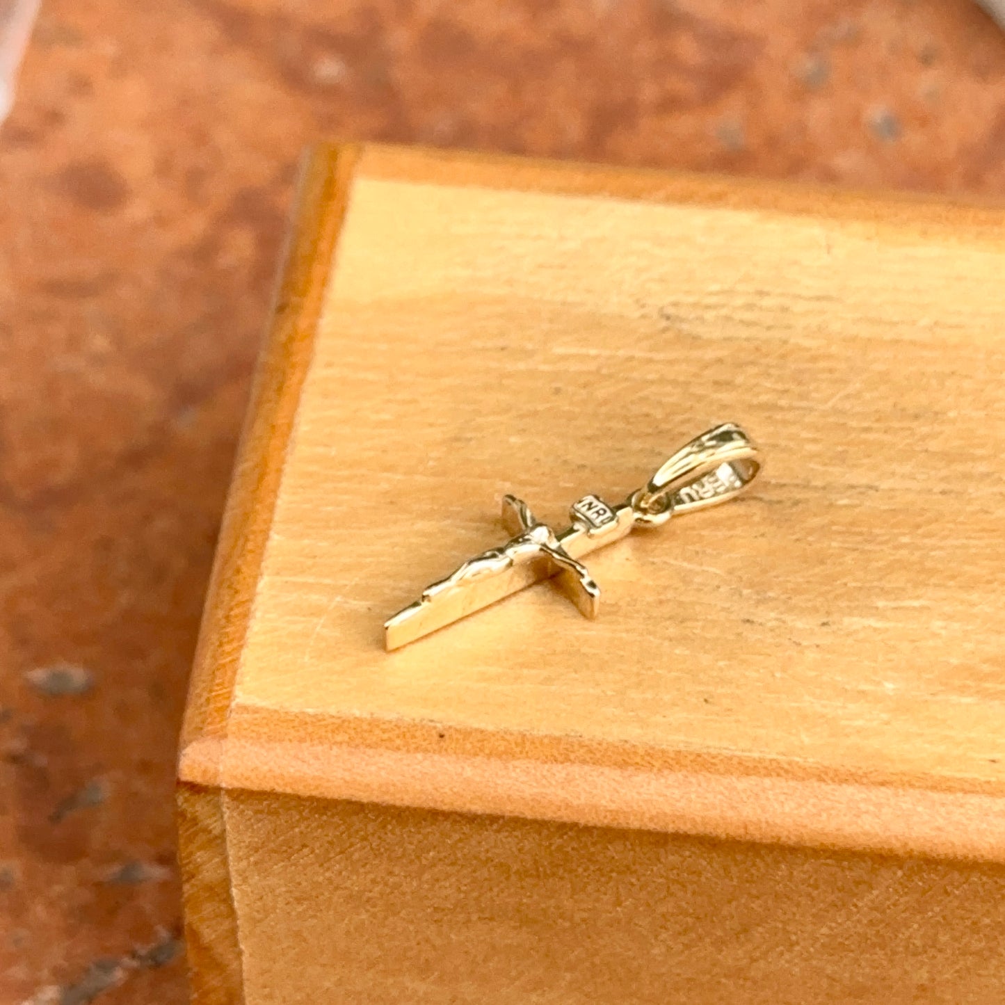 10KT Yellow Gold 2D Crucifix Cross Pendant Charm 16mm