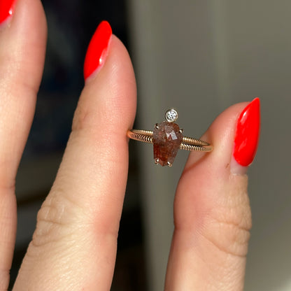 14KT Yellow Gold Coffin Red Salt & Pepper + Round White Diamond Ring - LSJ