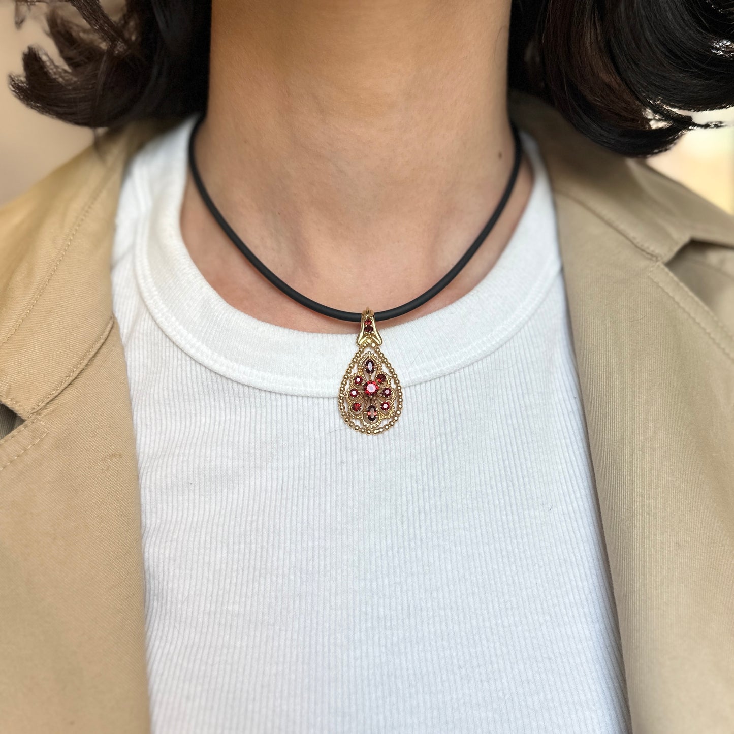 Estate 14KT Yellow Gold Byzantine Garnet Teardrop Pendant