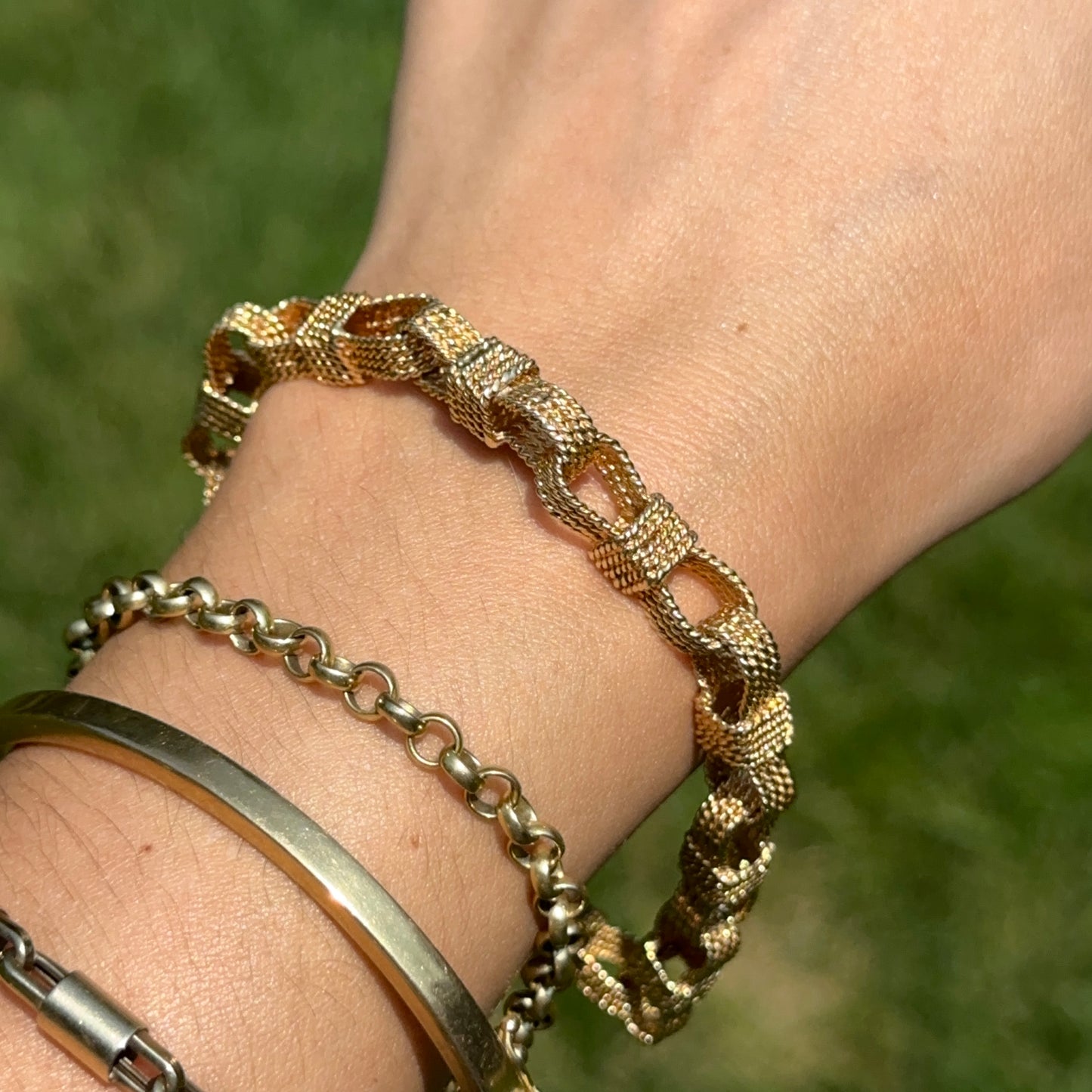 Estate 18KT Yellow Gold Woven Oval Links Chain Bracelet