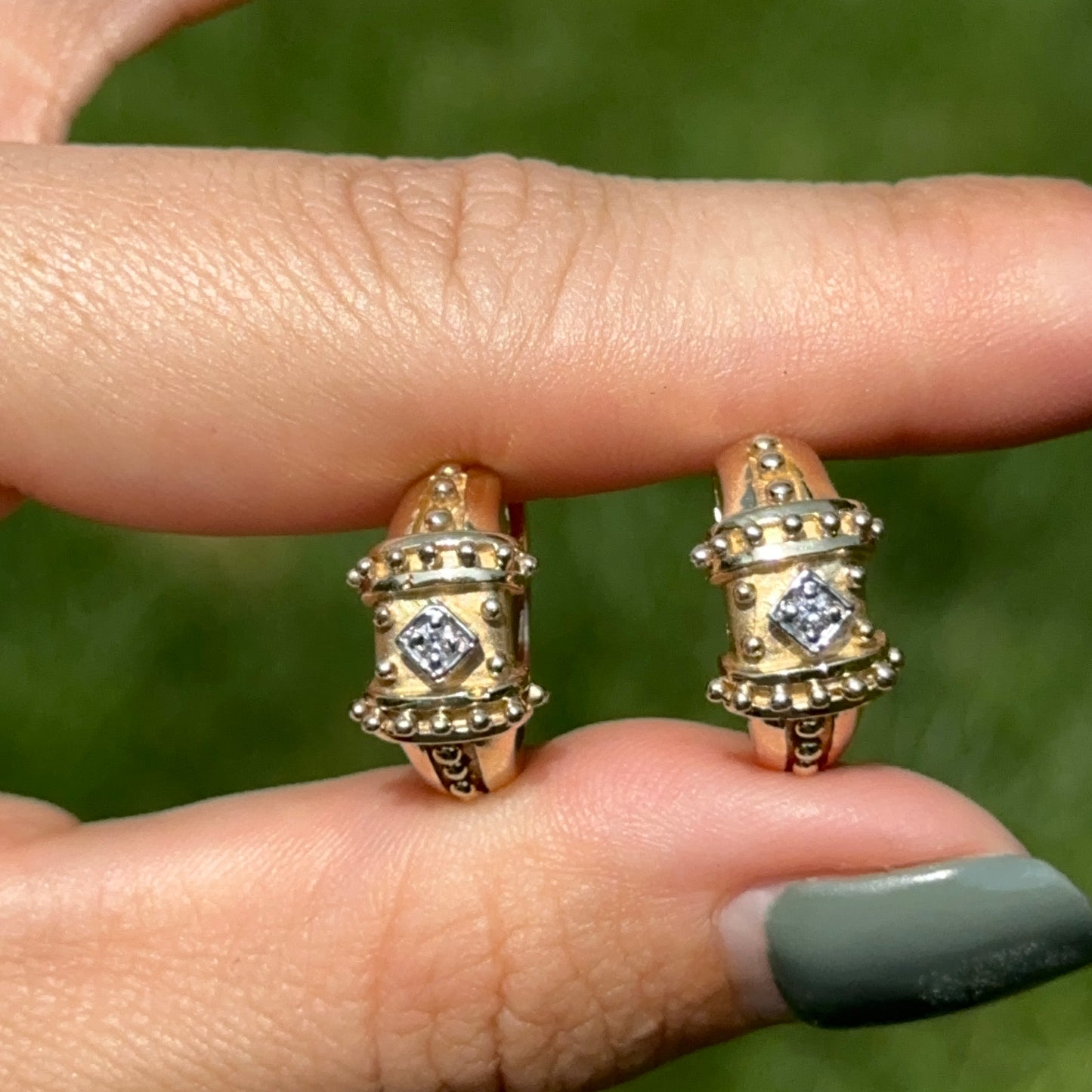 Estate 14KT Yellow Gold Beaded Diamond Huggie Hoop Earrings