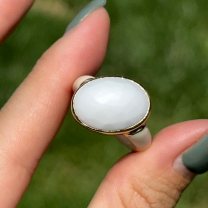 Estate 18KT Yellow Gold + Sterling Silver Agate + Enamel Ring