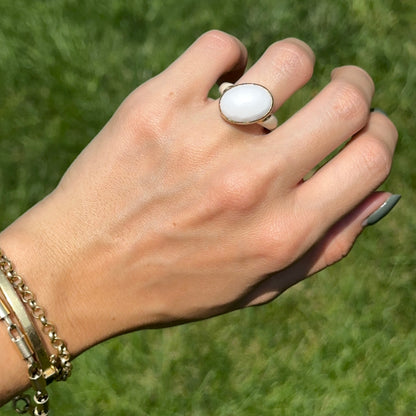 Estate 18KT Yellow Gold + Sterling Silver Agate + Enamel Ring