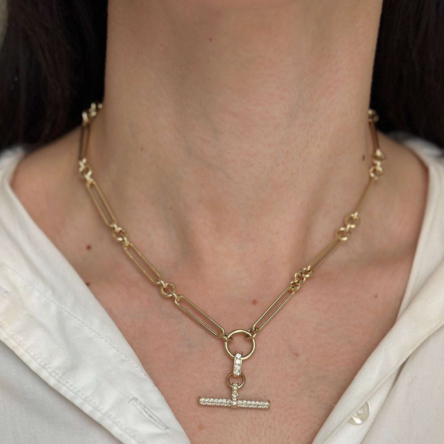 14KT Yellow Gold Pave Diamond Toggle Bar Chain Necklace