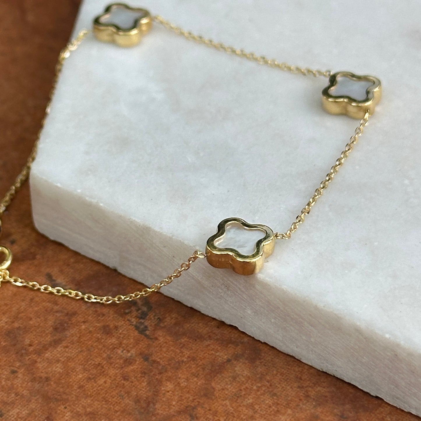 14KT Yellow Gold 8mm Mother of Pearl Clover Station Chain Bracelet