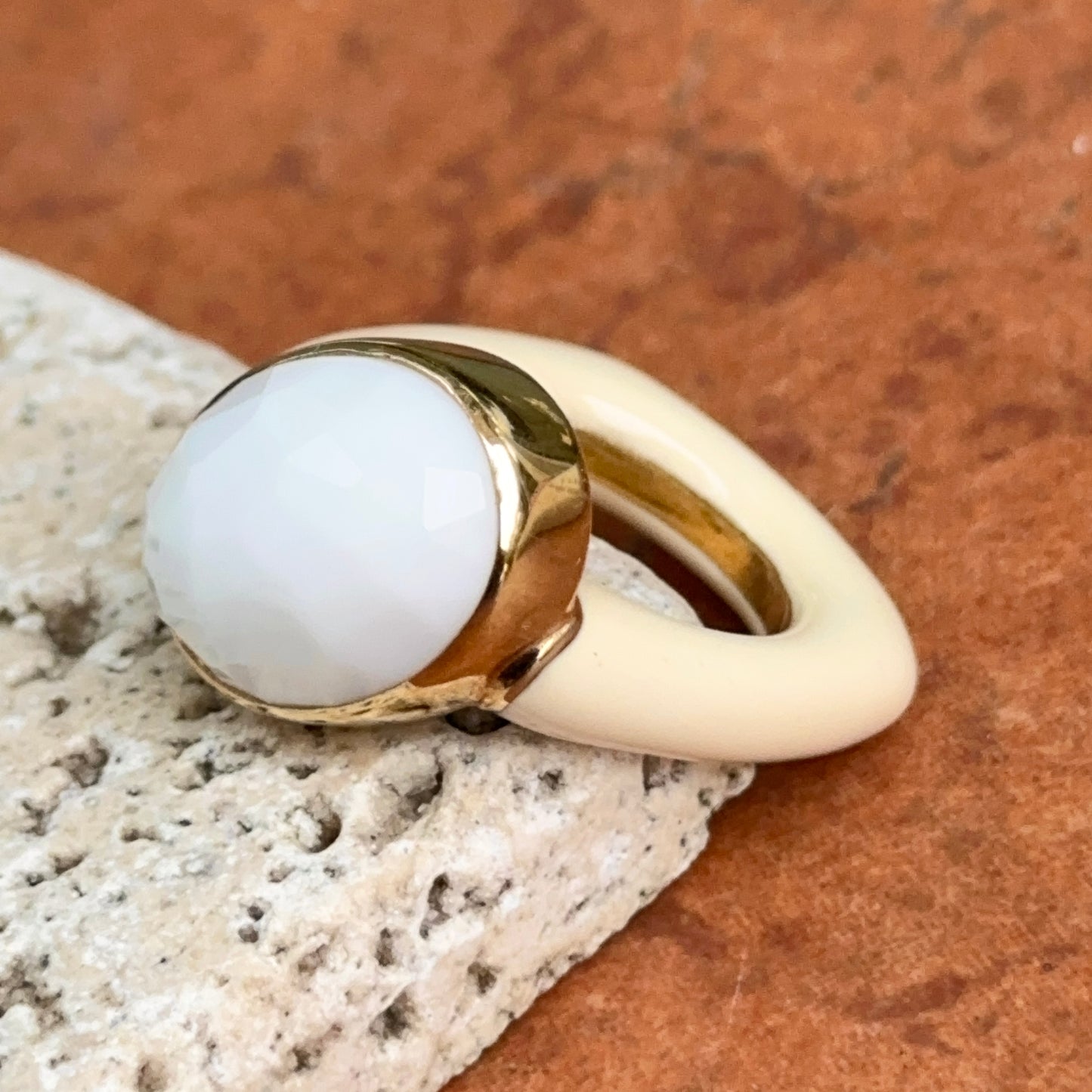 Estate 18KT Yellow Gold + Sterling Silver Agate + Enamel Ring