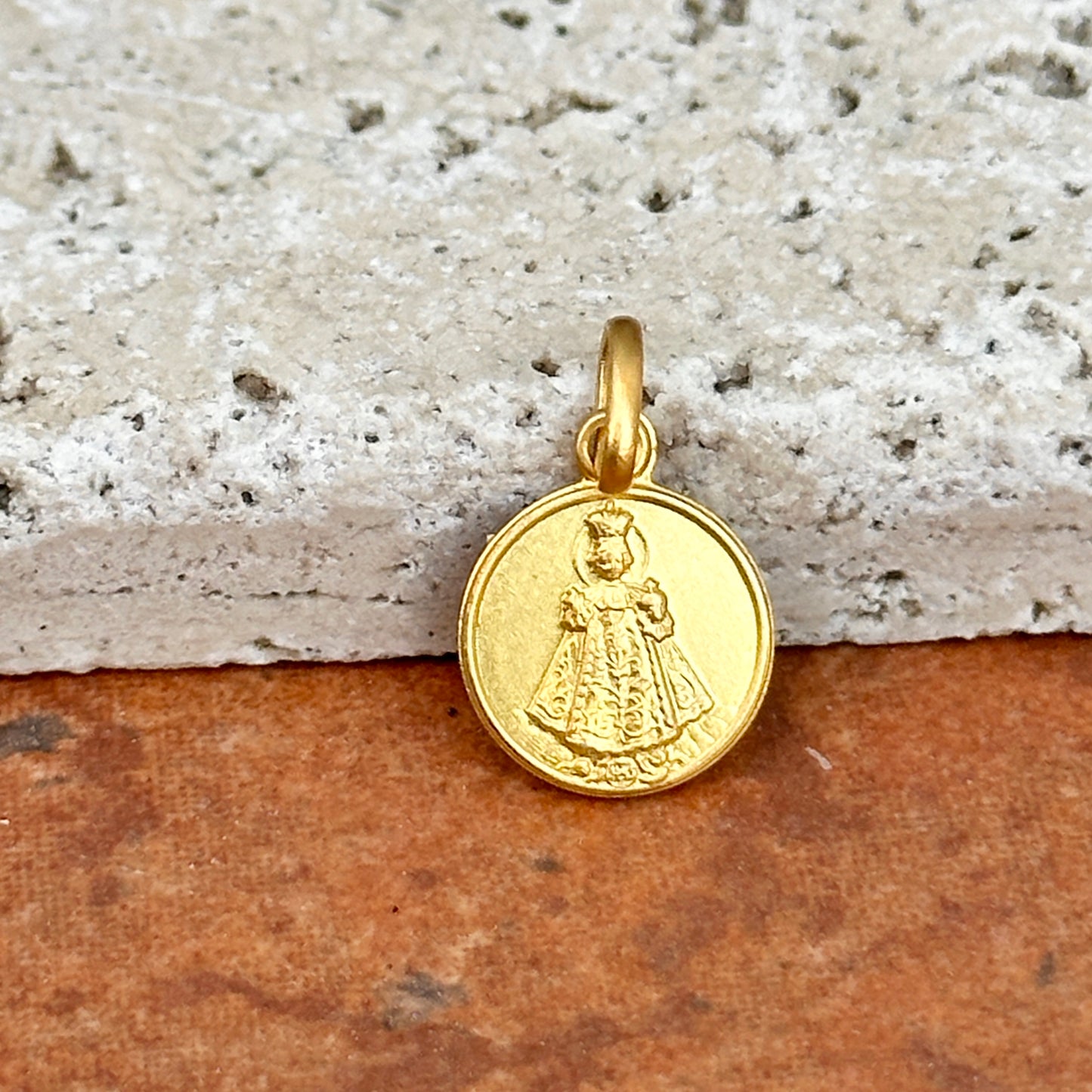 18KT Yellow Gold Matte Child of Prague Pendant Charm 10mm