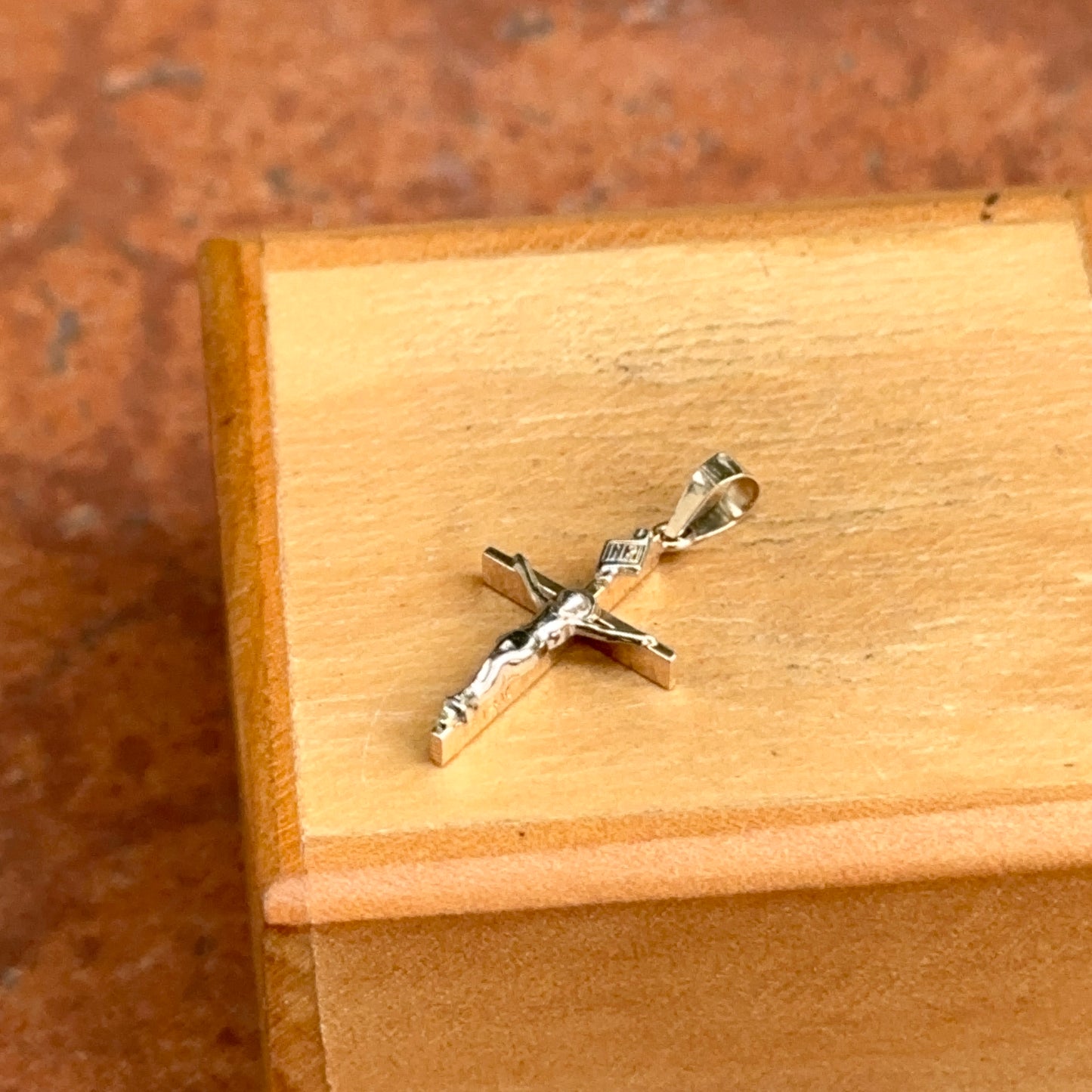Estate 14KT Yellow and White Gold 2D Crucifix Pendant Charm