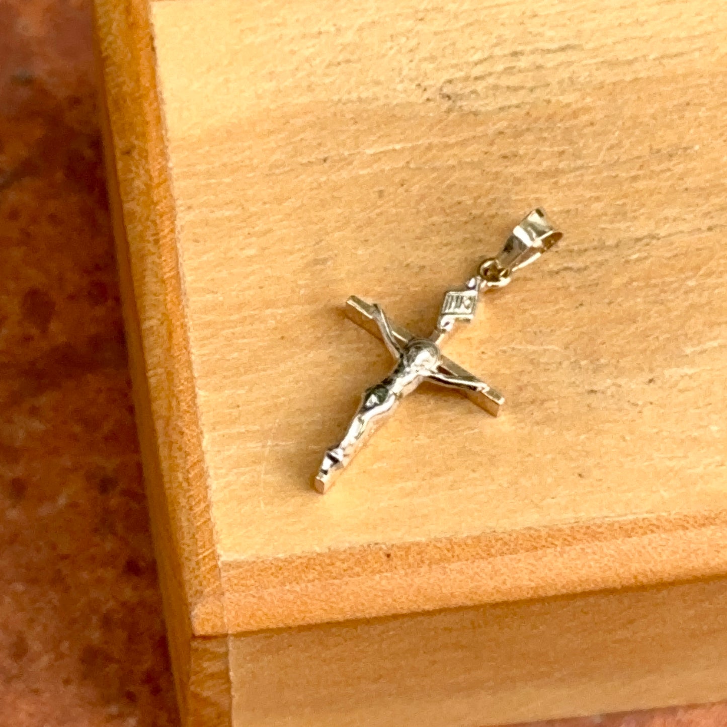 Estate 14KT Yellow and White Gold 2D Crucifix Pendant Charm