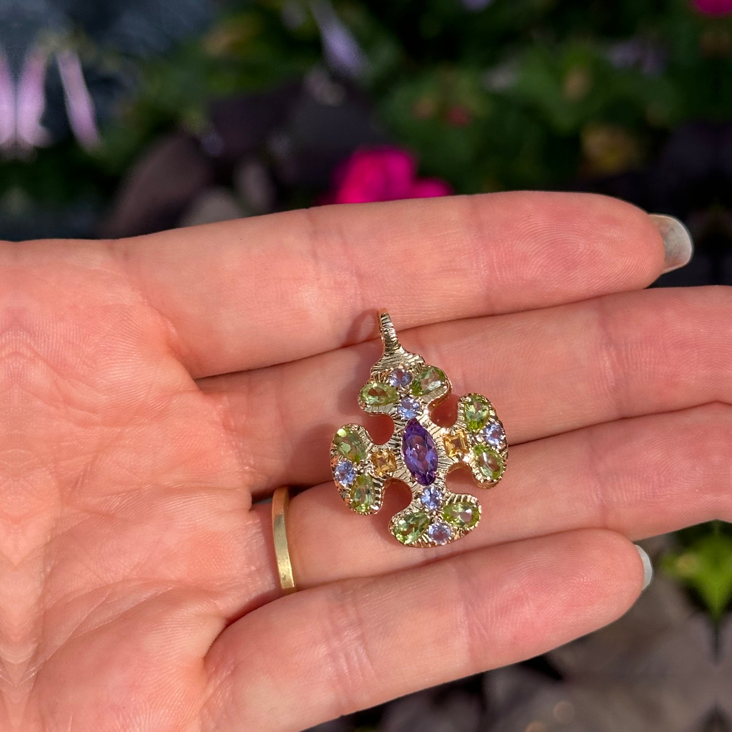 Vintage Estate 14KT Yellow Gold Gemstone Maltese Cross Pendant