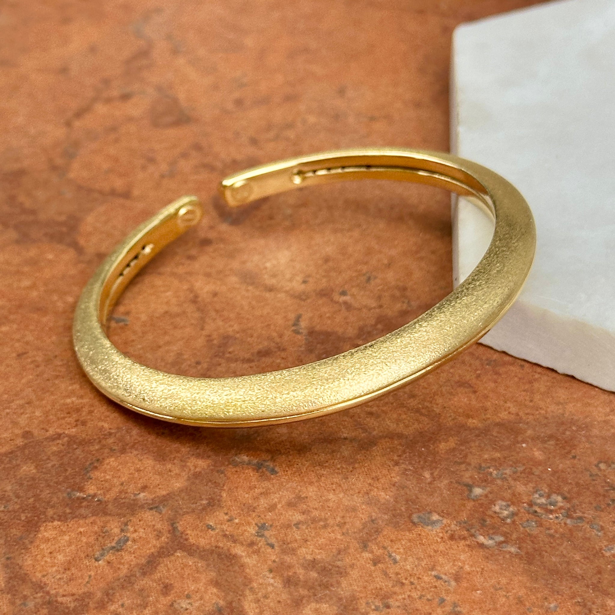 14 KT Solid Gold Bangle Bracelet