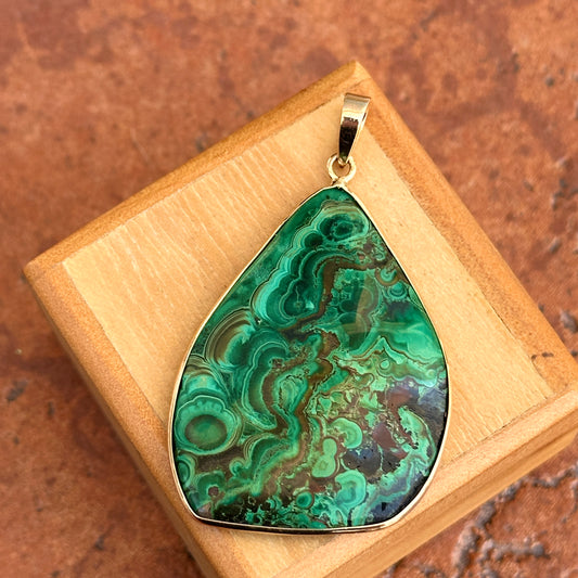 Estate 14KT Yellow Gold Green Marbled Large Irregular Triangular Malachite Pendant - LSJ
