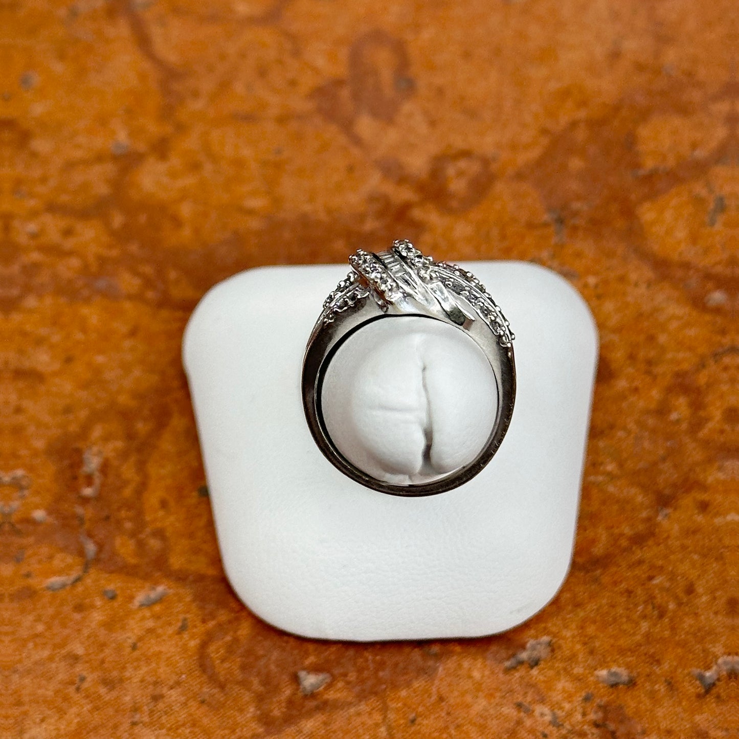 Estate 10KT White Gold Baguette + Round Knot Dome Ring