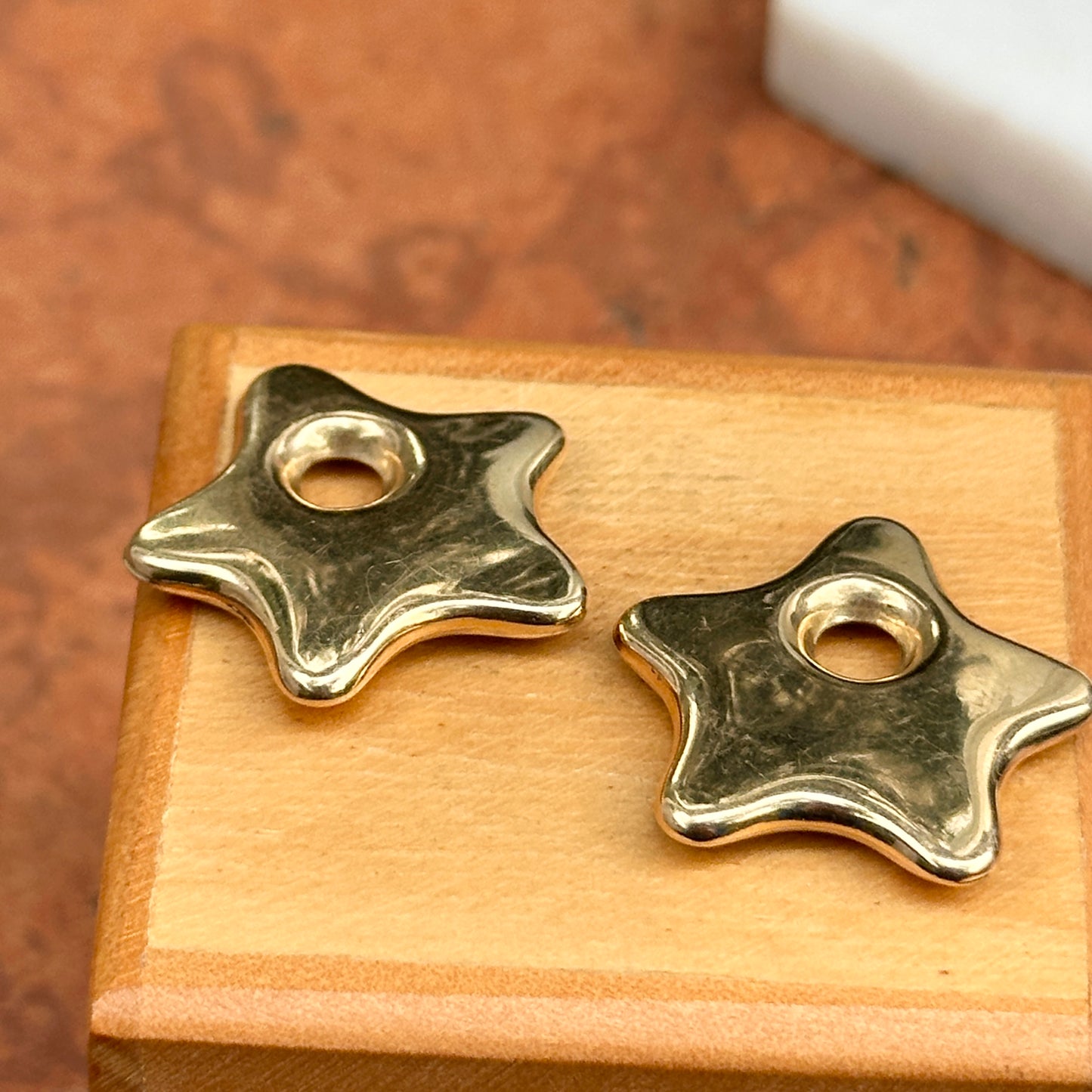 Estate Peter Brams 14KT Yellow Gold Star Hoop Earring Charms 20mm