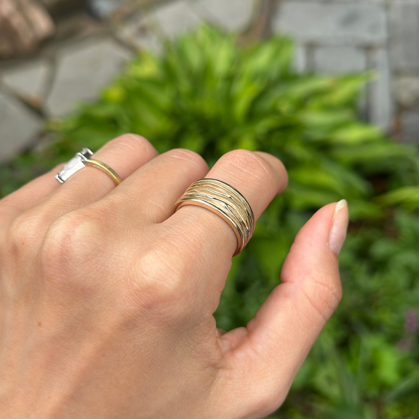 14KT Yellow Gold Solid Grooved Design Cigar Band Ring