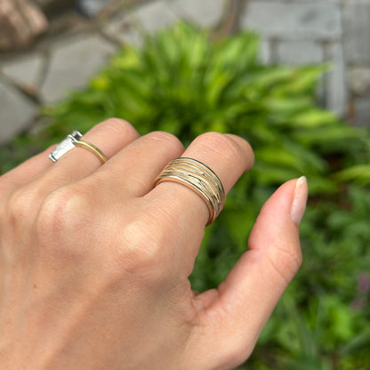 14KT Yellow Gold Solid Grooved Design Cigar Band Ring