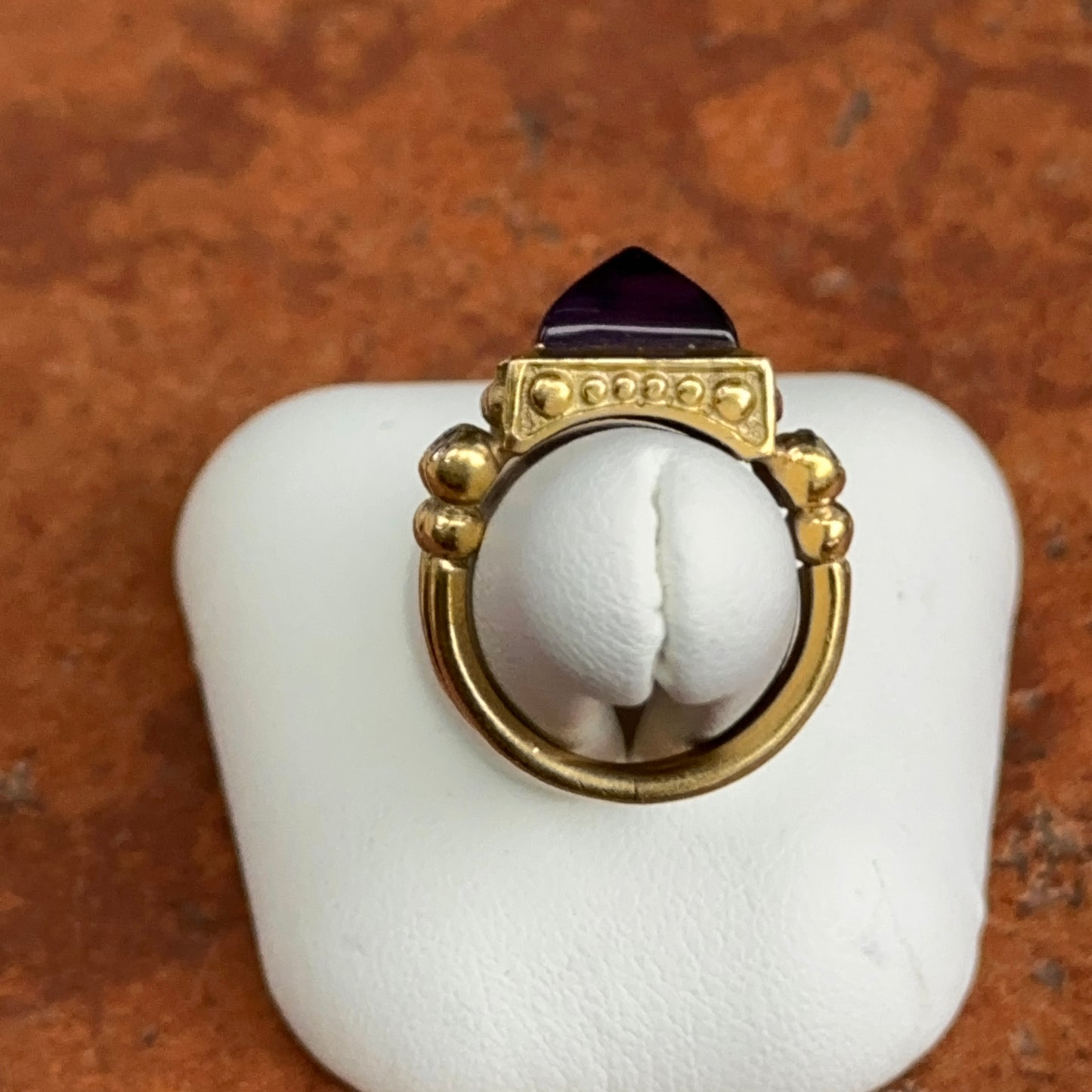 Estate 18KT Yellow Gold Sugarloaf Amethyst + Diamond RIng