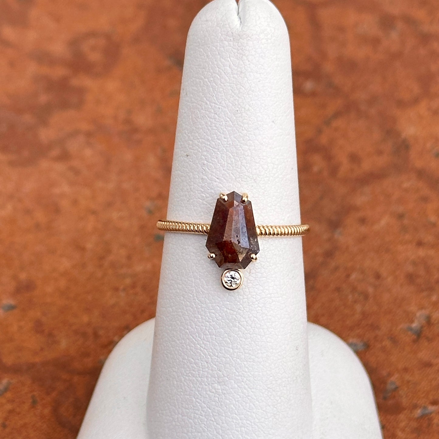 14KT Yellow Gold Coffin Red Salt & Pepper + Round White Diamond Ring - LSJ