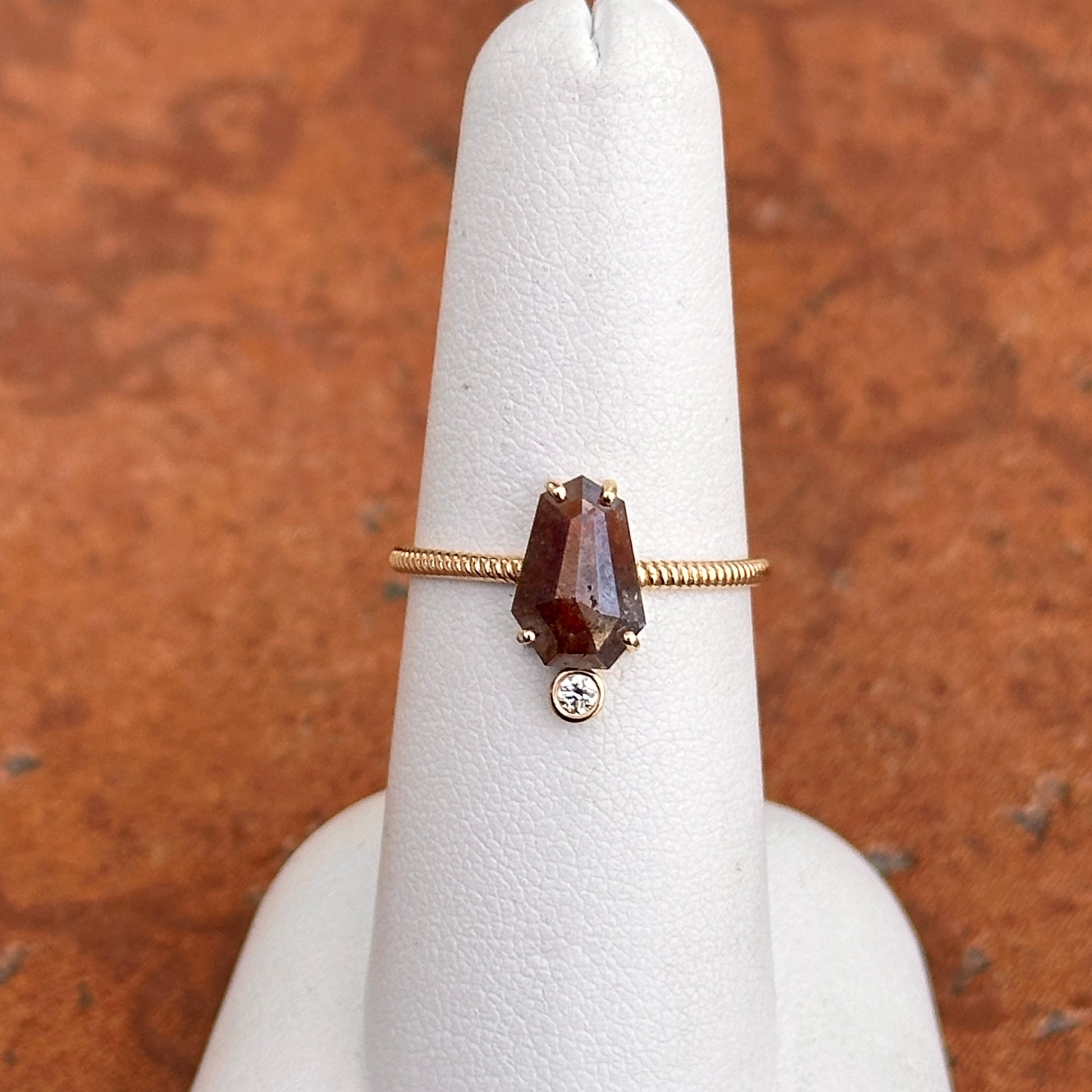 14KT Yellow Gold Coffin Red Salt & Pepper + Round White Diamond Ring - LSJ