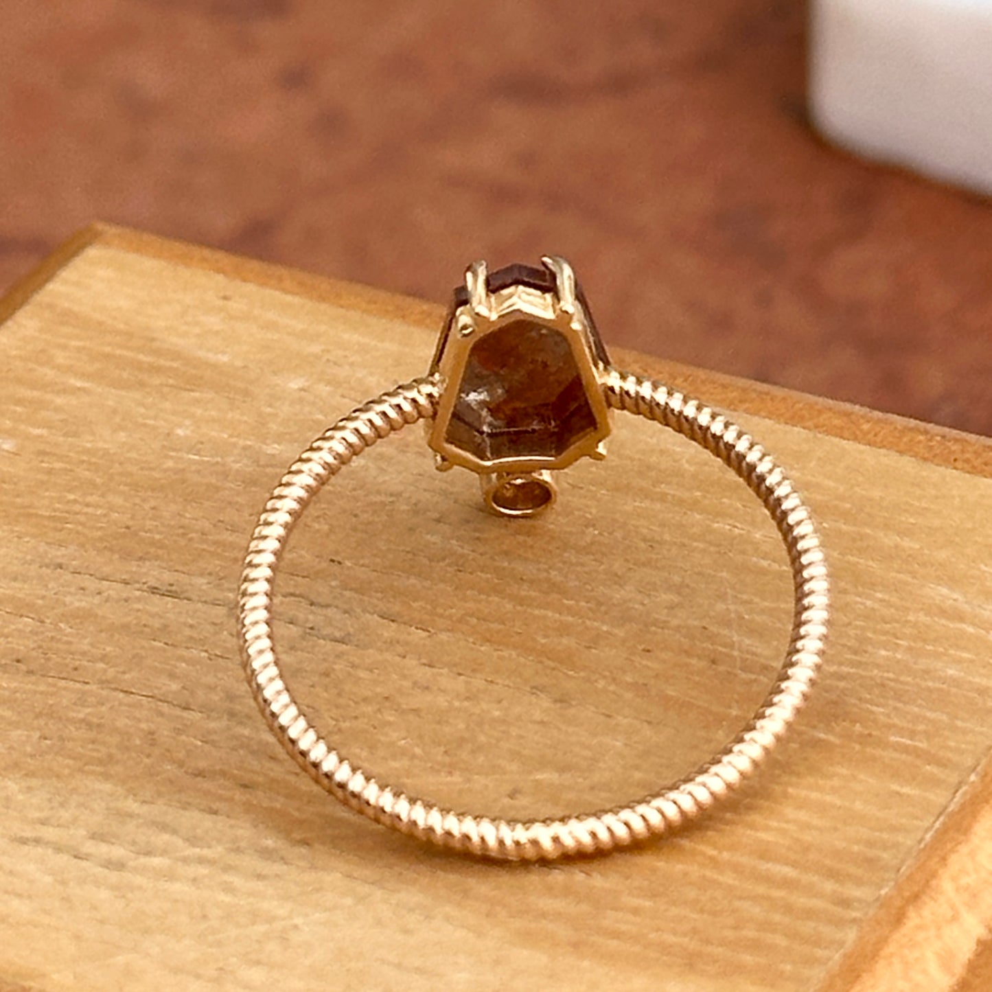 14KT Yellow Gold Coffin Red Salt & Pepper + Round White Diamond Ring - LSJ