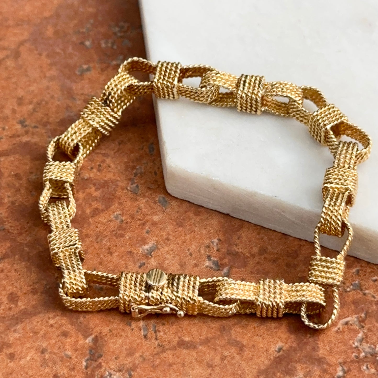 Estate 18KT Yellow Gold Woven Oval Links Chain Bracelet