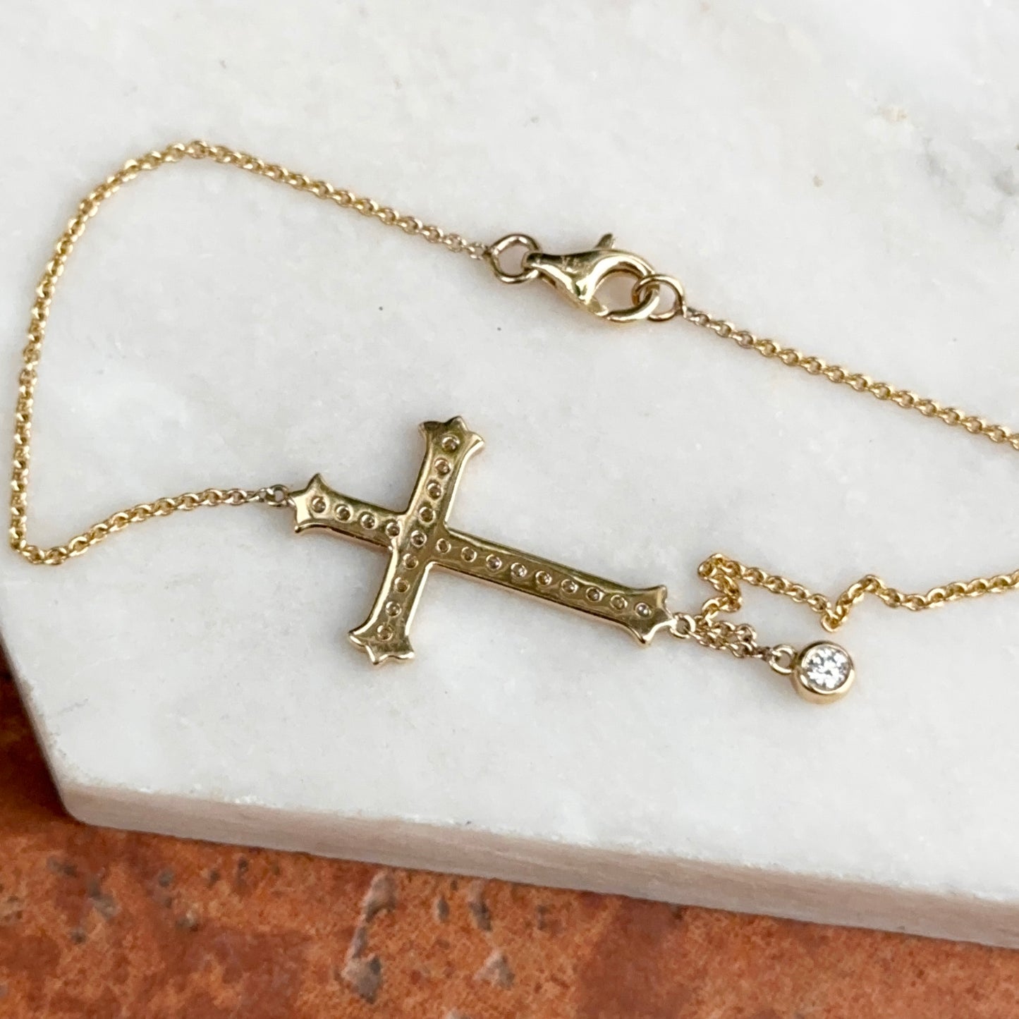 Estate 14KT Yellow Gold Diamond Cross Chain Bracelet
