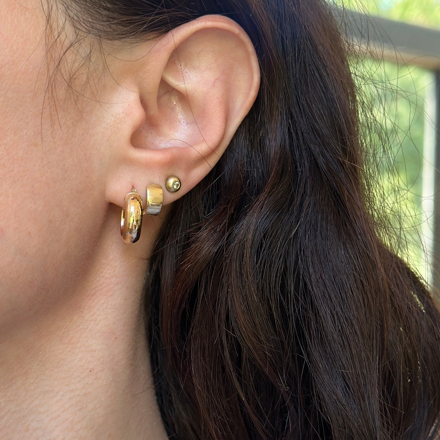 Estate 14KT Yellow Gold Hammered Hoop Earrings 15mm