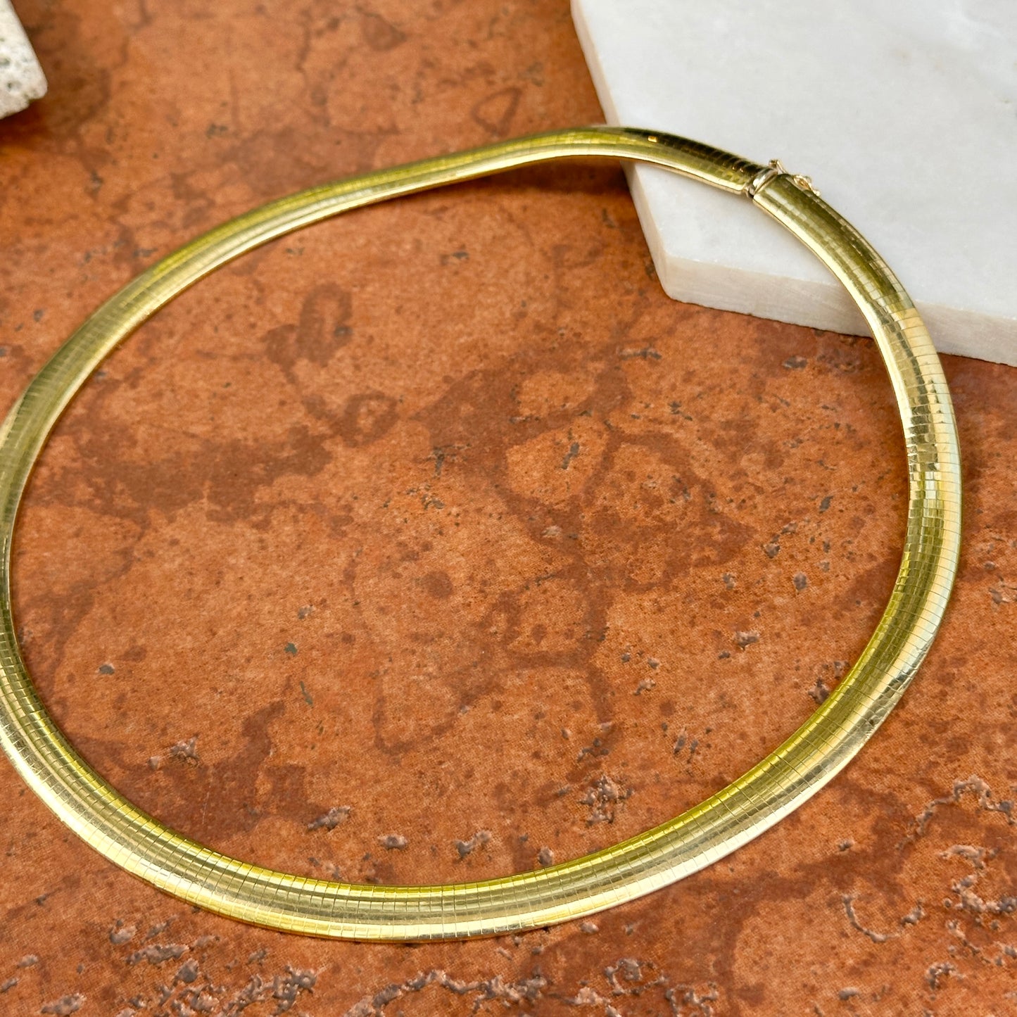 Estate 14KT Yellow Gold Polished Domed Omega Collar Necklace 8mm/ 17" - LSJ