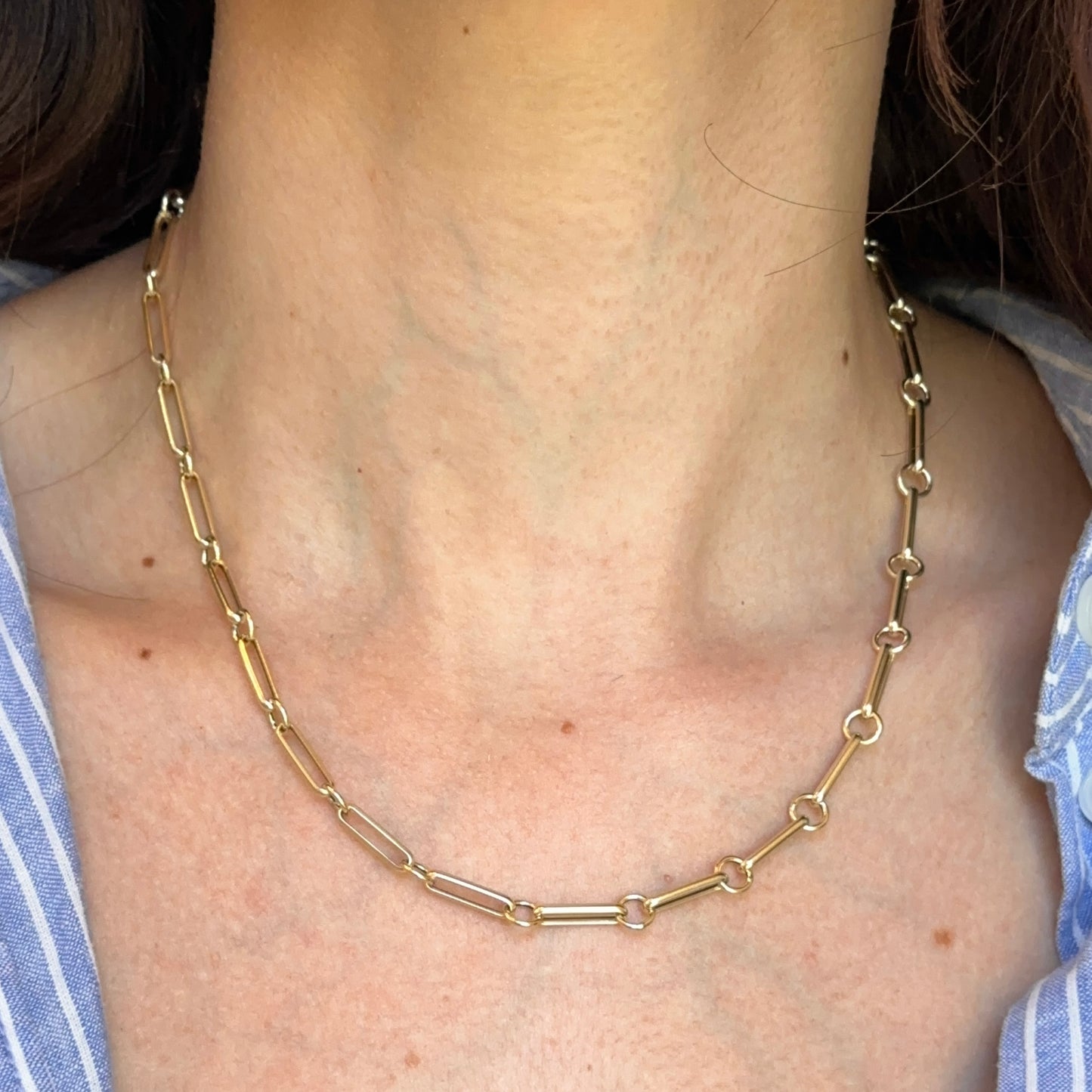 14KT Yellow Gold Oval Bar Link + Station Circle Chain Necklace