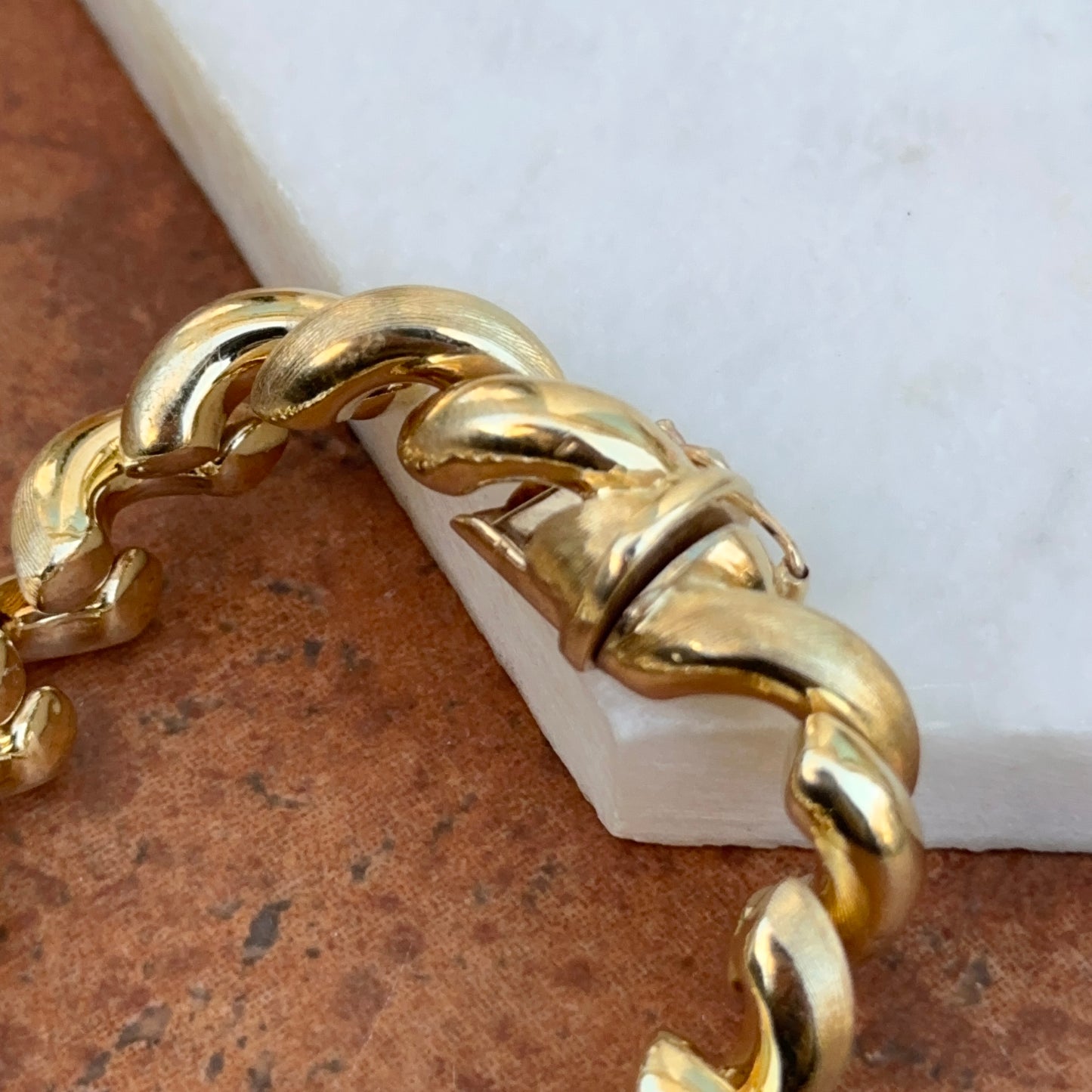 Estate 14KT Yellow Gold Florentine San Marco Bracelet