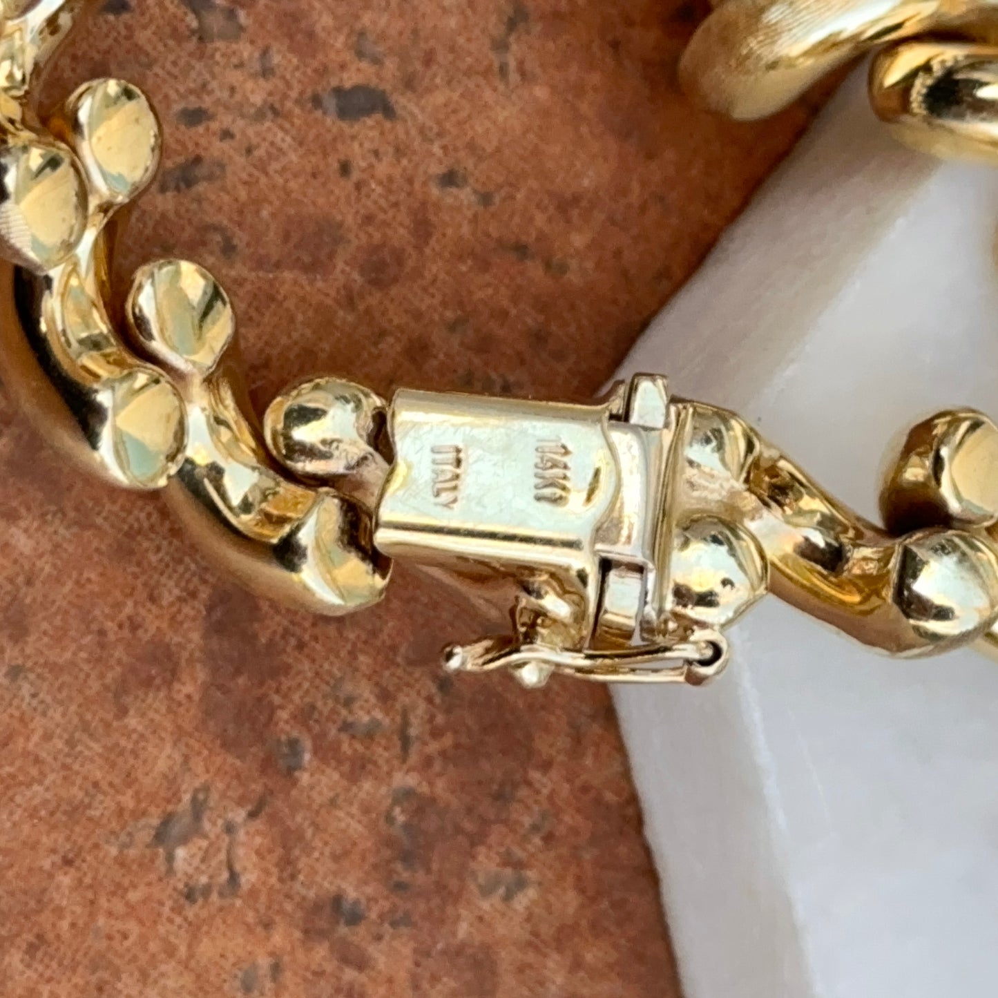 Estate 14KT Yellow Gold Florentine San Marco Bracelet